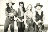 Andie MacDowell, Mary Stuart Masterson, Madeleine Stowe, Drew Barrymore - Bad Girls