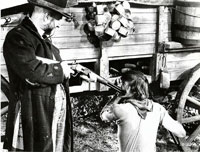 Donald Pleasence, Peter Strauss - Soldier Blue