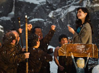 Mark Povinelli, Joe Gnoffo, Danny Woodburn, Ronald Lee Clark, Lily Collins - Mirror Mirror