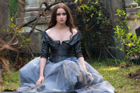 Alice Englert - Beautiful Creatures