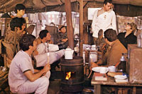 Donald Sutherland, Elliott Gould, Tom Skerritt, John Schuck, Danny Goldman, Corey Fischer, Carl Gottlieb, Kim Atwood - MASH