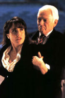 Dan O'Herlihy, Belinda Bauer - Robocop 2