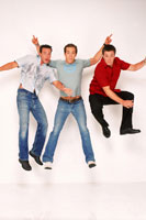 Ryan Reynolds, Richard Ruccolo, Nathan Fillion - Two Guys, a Girl and a Pizza Place