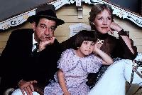 Walter Matthau, Julie Andrews, Sara Stimson - Little Miss Marker