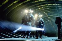 Laurence Fishburne, Kathleen Quinlan - Event Horizon