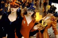 Emily Mortimer, Natascha McElhone, Alicia Silverstone - Love's Labour's Lost