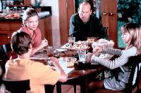 Bruce Willis, Michelle Pfeiffer, Colleen Rennison, Jake Sandvig - The Story of Us