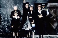 Meryl Streep, Kathy Burke, Rhys Ifans, Catherine McCormack, Brid Brennan, Darrell Johnston - Dancing at Lughnasa