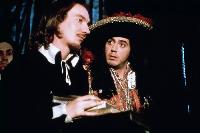 Robert Downey, Jr., David Thewlis - Restoration