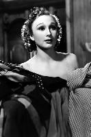 Googie Withers - The Lady Vanishes