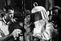 Gregory Peck, Ken Wayne, Harp McGuire - On the Beach